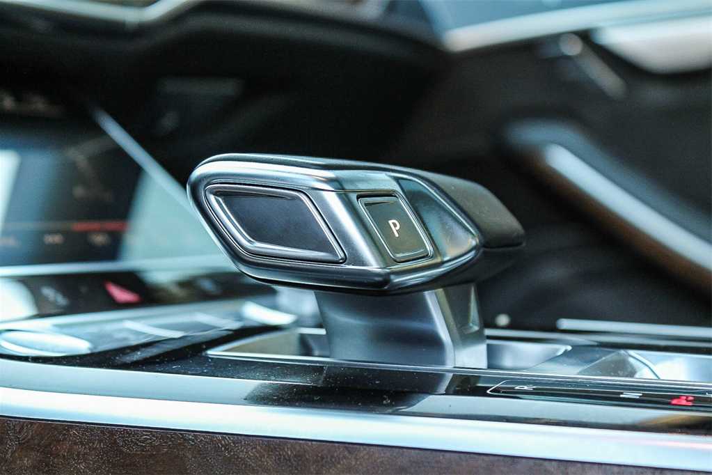 2020 Audi A8 L  25