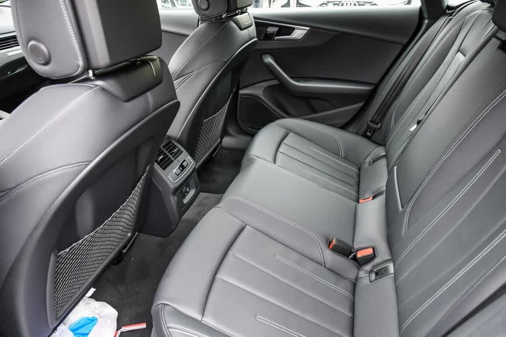 2024 Audi A5 Sportback S line Premium 19