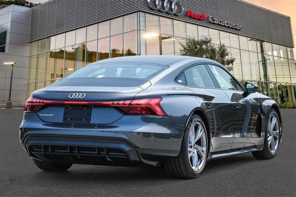 2024 Audi e-tron GT Premium Plus 4