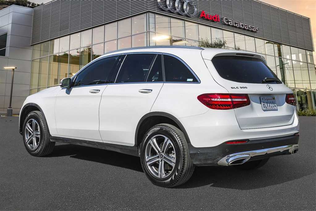 2019 Mercedes-Benz GLC GLC 300 6