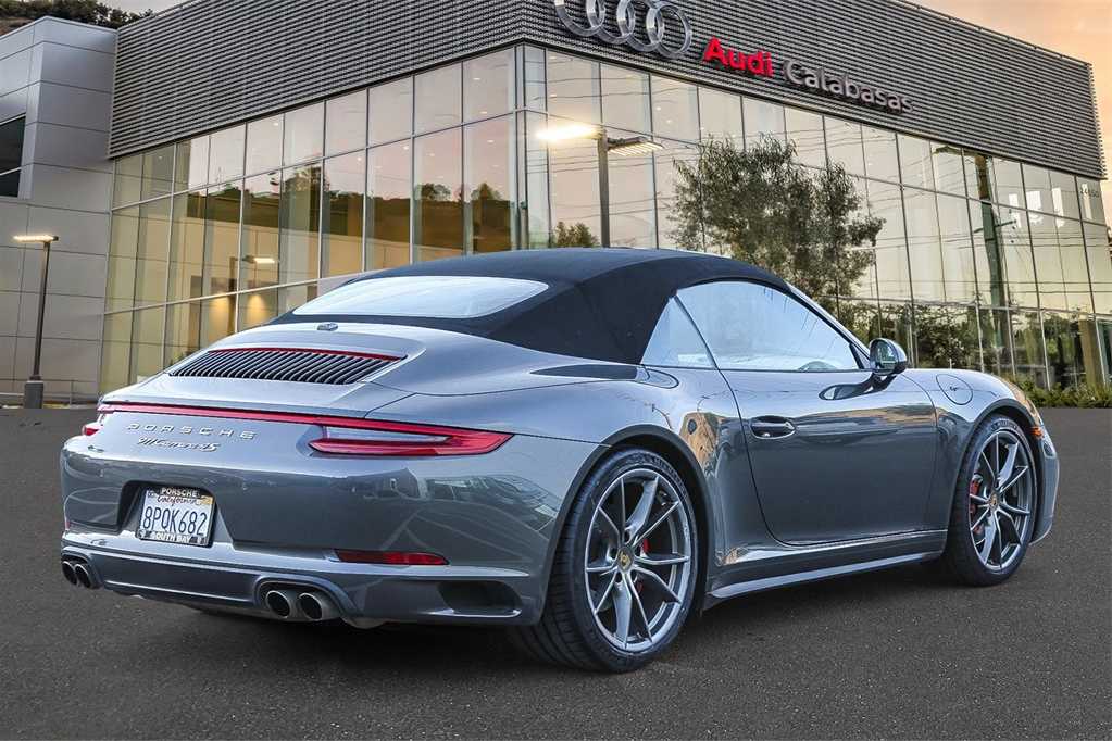 2018 Porsche 911 Carrera 4S 4