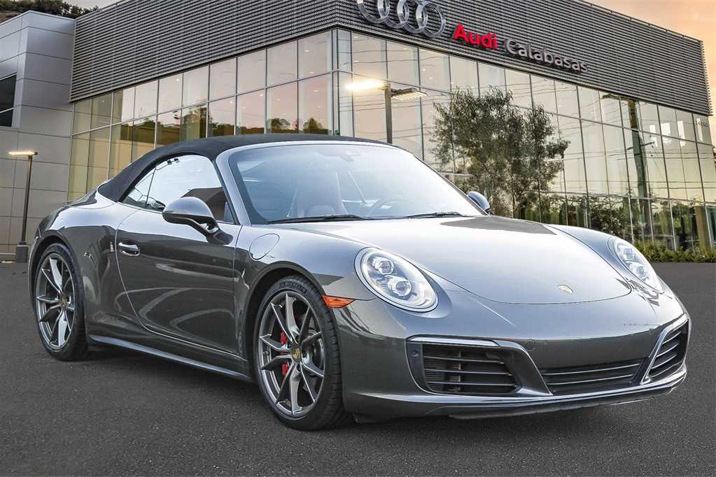 2018 Porsche 911 Carrera 4S 3