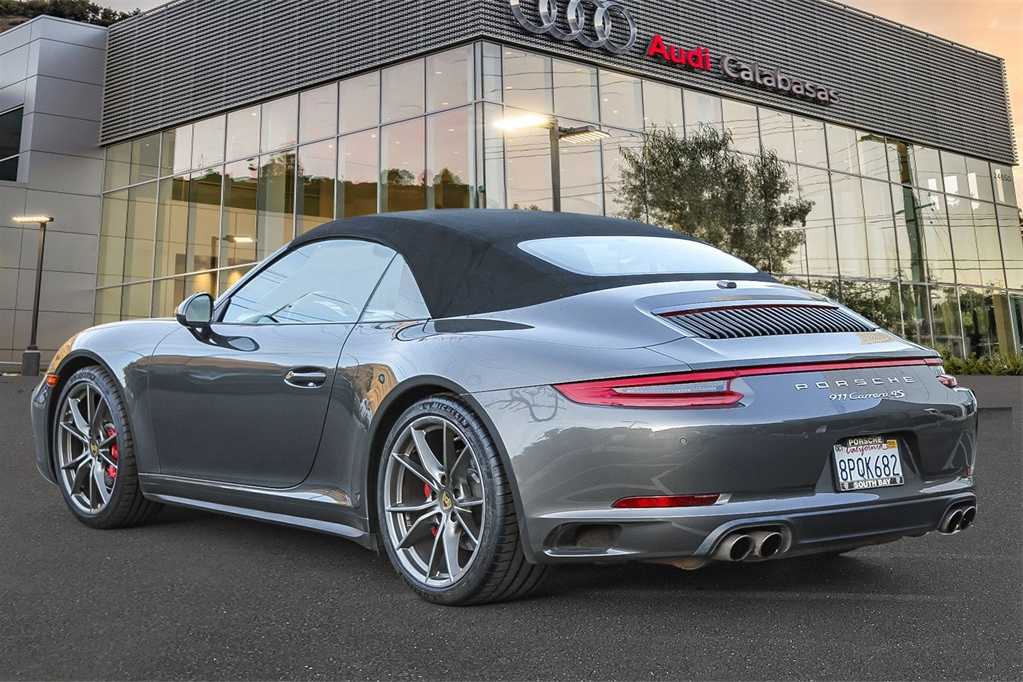 2018 Porsche 911 Carrera 4S 6