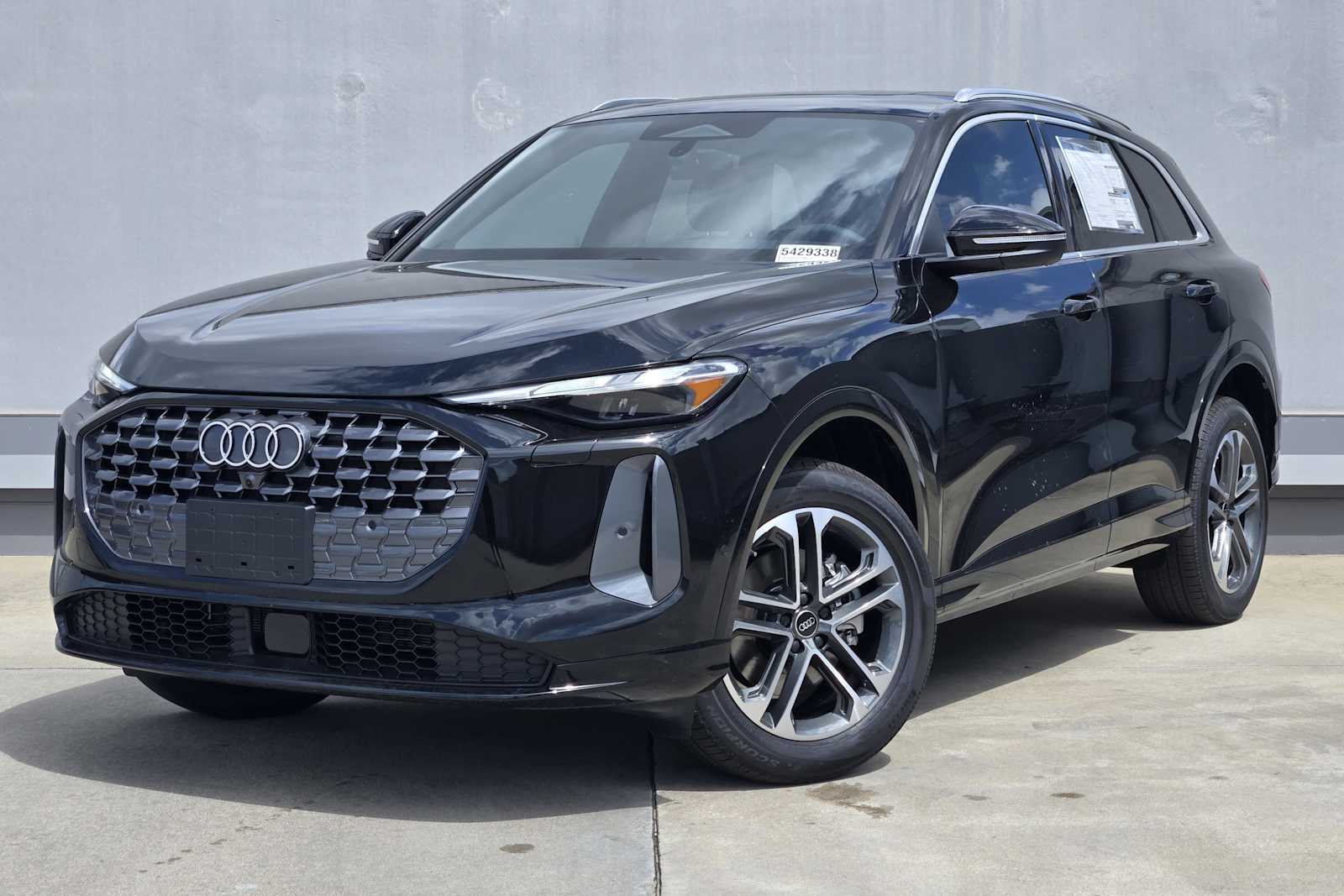 2026 Audi Q5 Premium