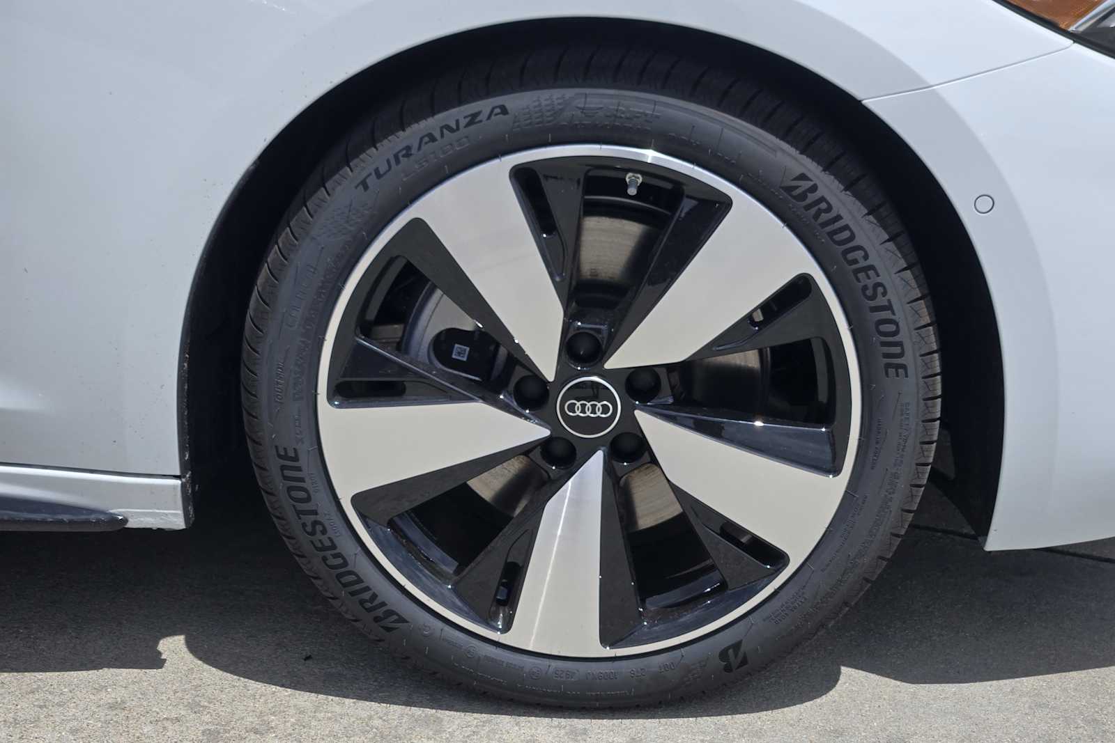New 2026 GLACIER WHITE Audi Premium Plus image 7