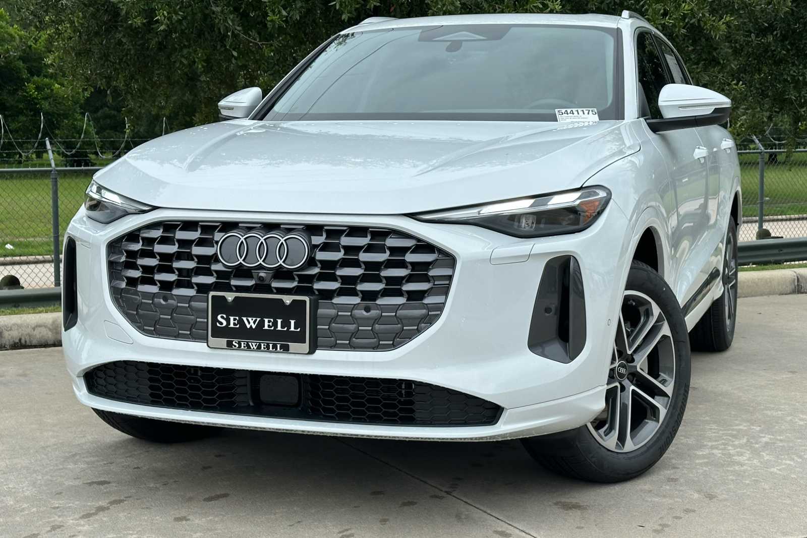 2026 Audi Q5 Premium quattro's photo