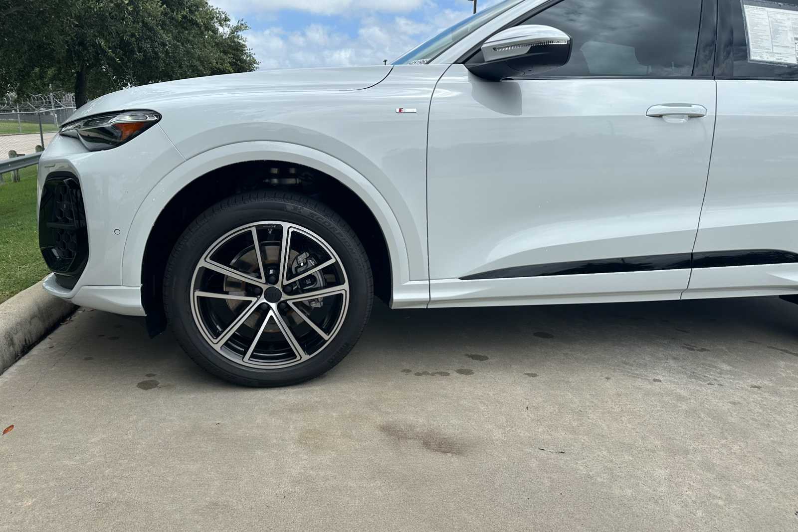 New 2026 Glacier White Metallic Audi Premium Plus image 6