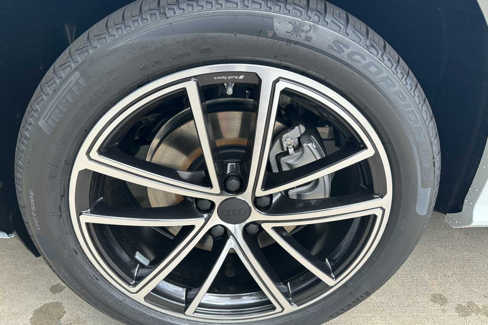 New 2026 Glacier White Metallic Audi Premium Plus image 7
