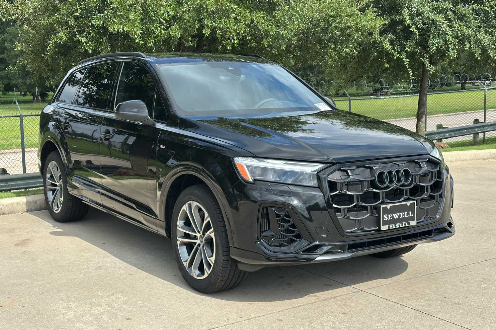 New 2026 BLACK Audi S line Premium image 2