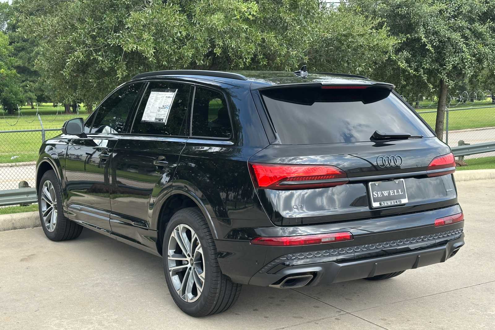 New 2026 BLACK Audi S line Premium image 3