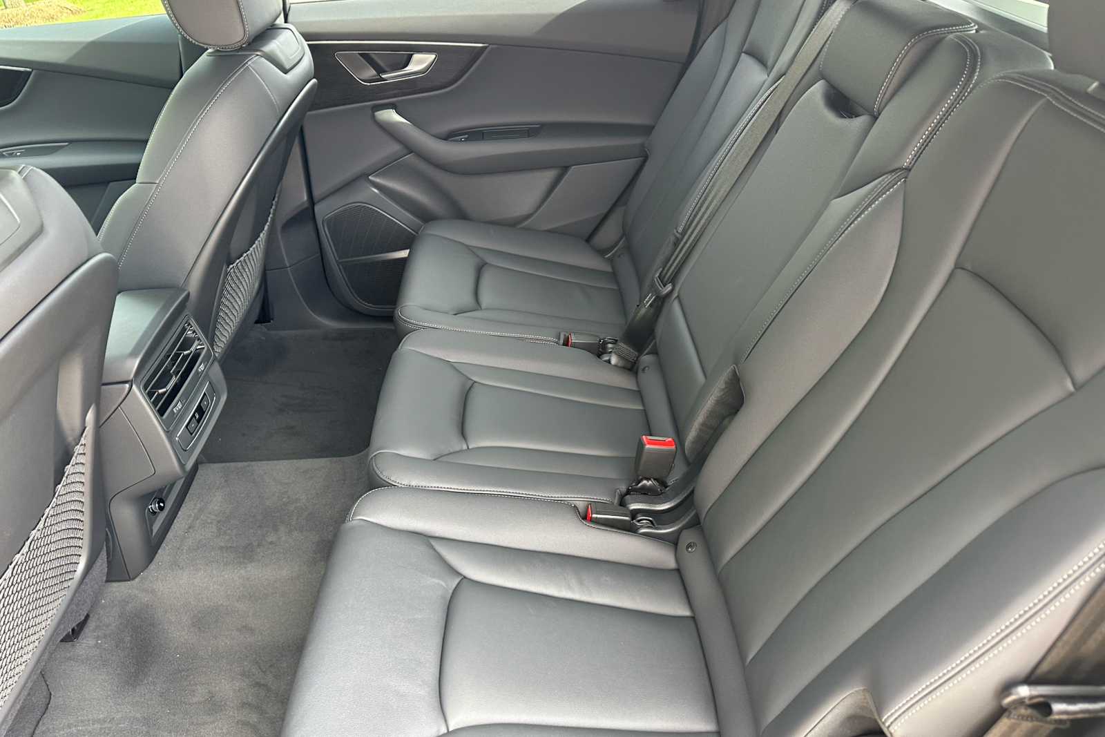 New 2026 BLACK Audi S line Premium image 22