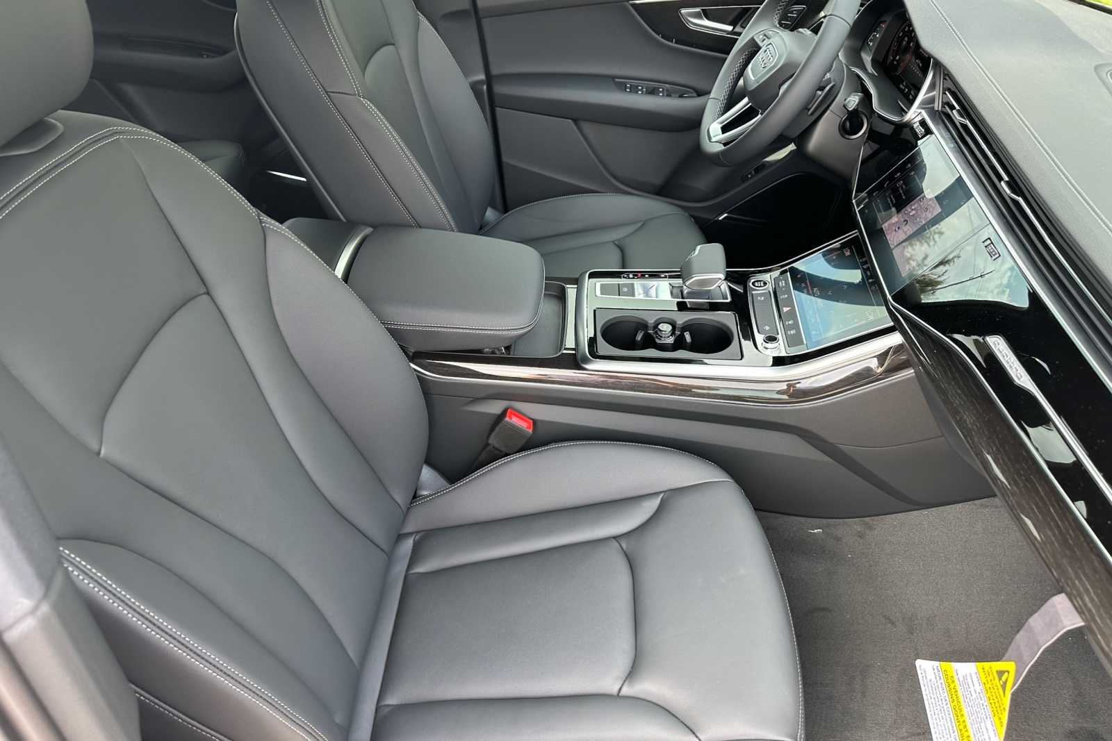 New 2026 BLACK Audi S line Premium image 9