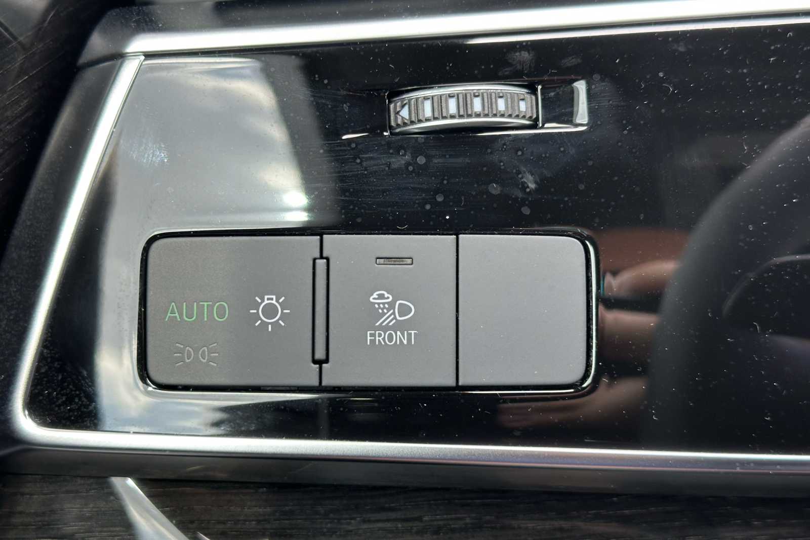 New 2026 BLACK Audi S line Premium image 17