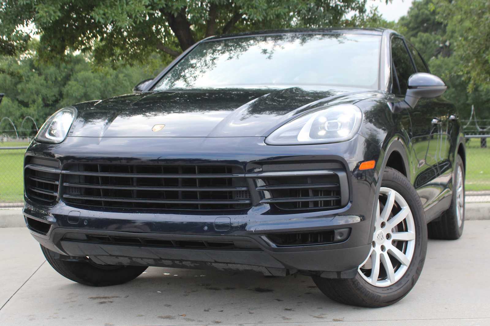 2019 Porsche Cayenne -'s photo