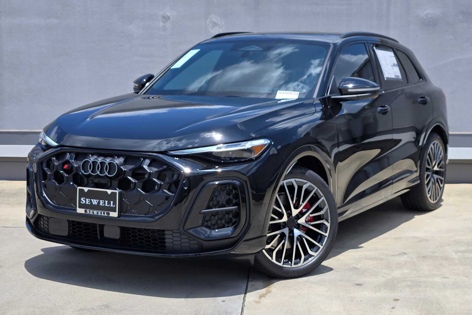 2026 Audi SQ5 Premium Plus quattro's photo