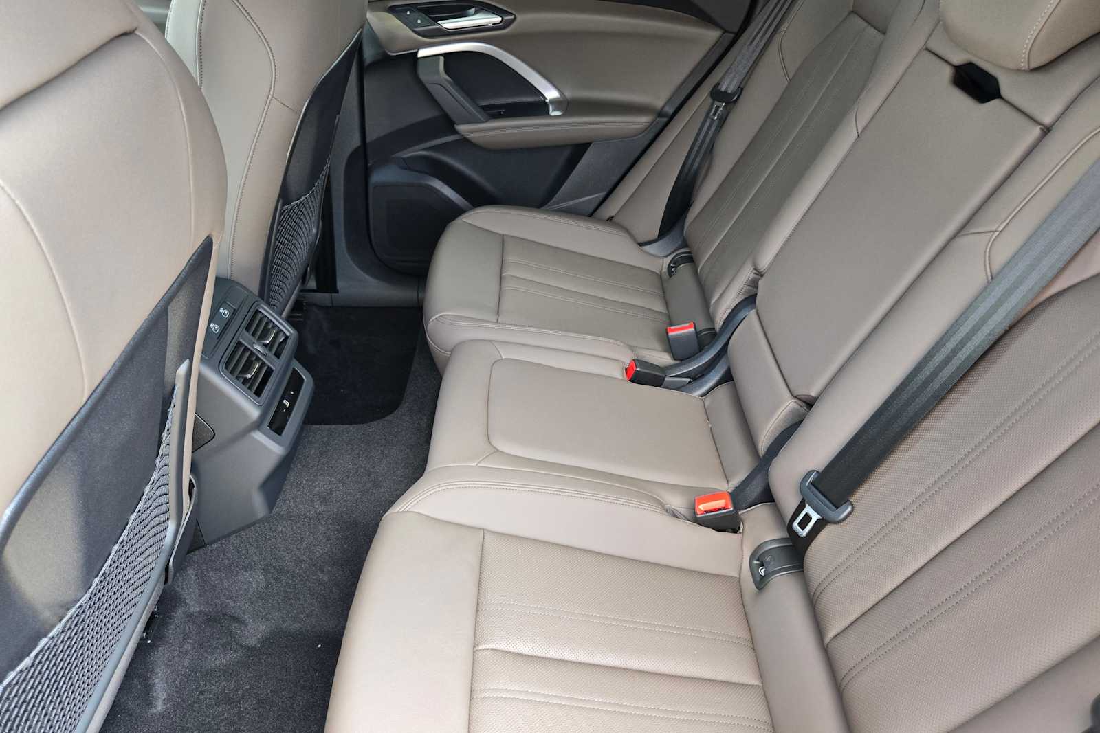 New 2026 GREEN Audi Premium Plus image 20