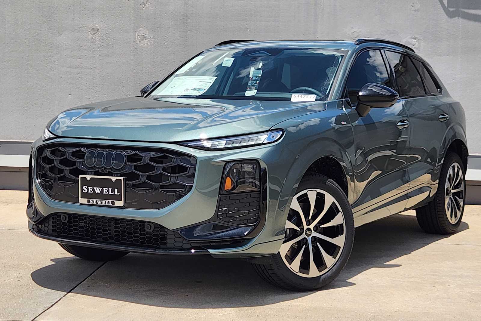 2026 Audi Q3 S line