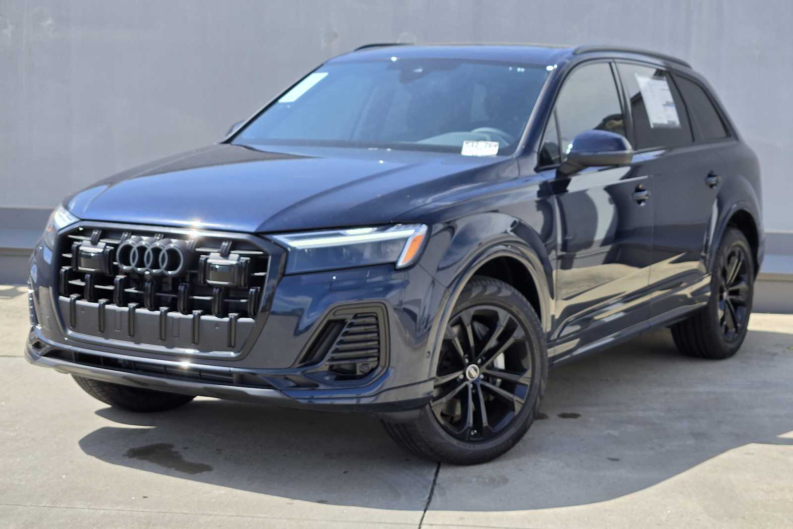 New 2026 Audi Q7 Premium Sport Utility in #YY6612 | Sewell