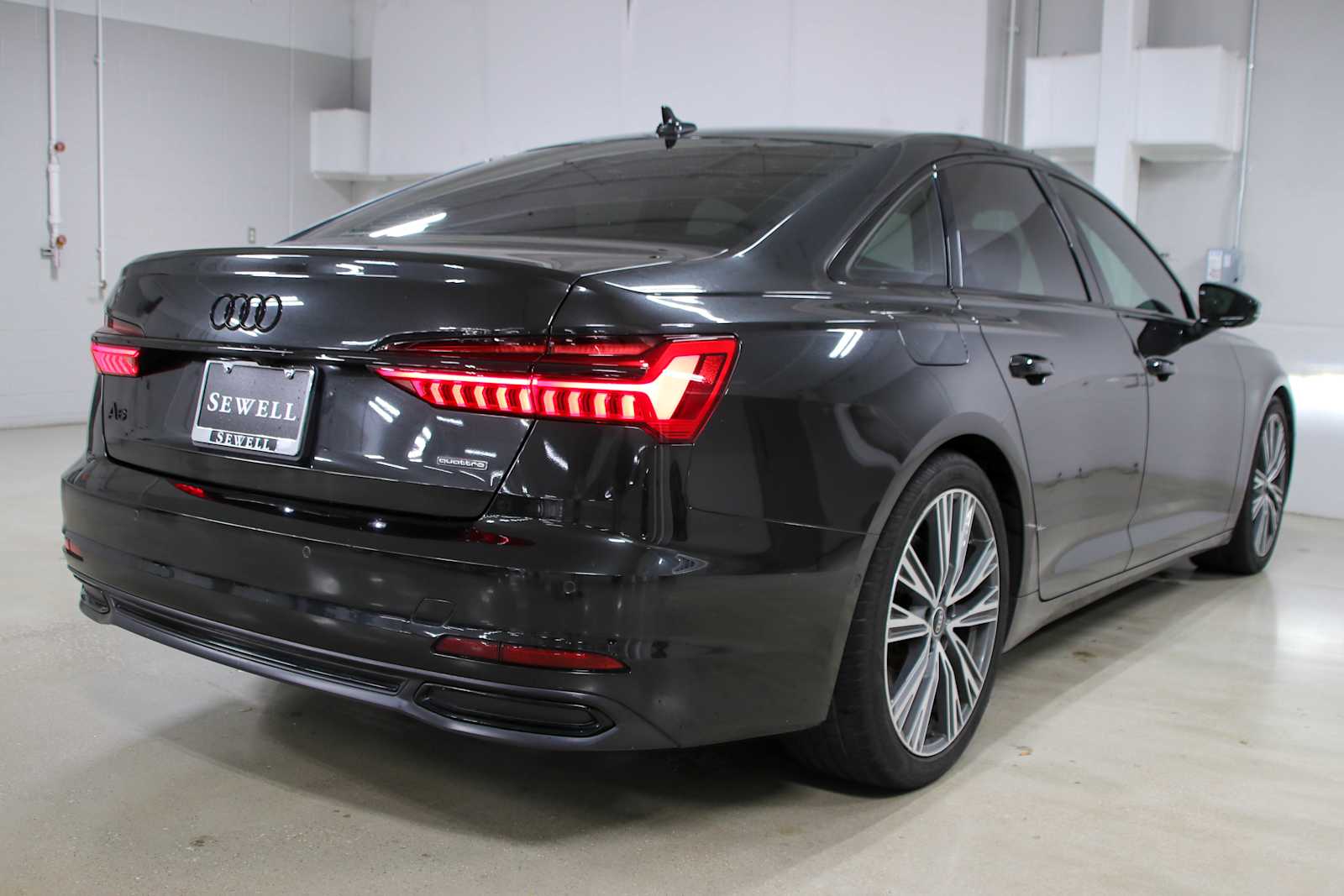 Used 2021 Vesuvius Gray Metallic Audi Sport Premium image 4