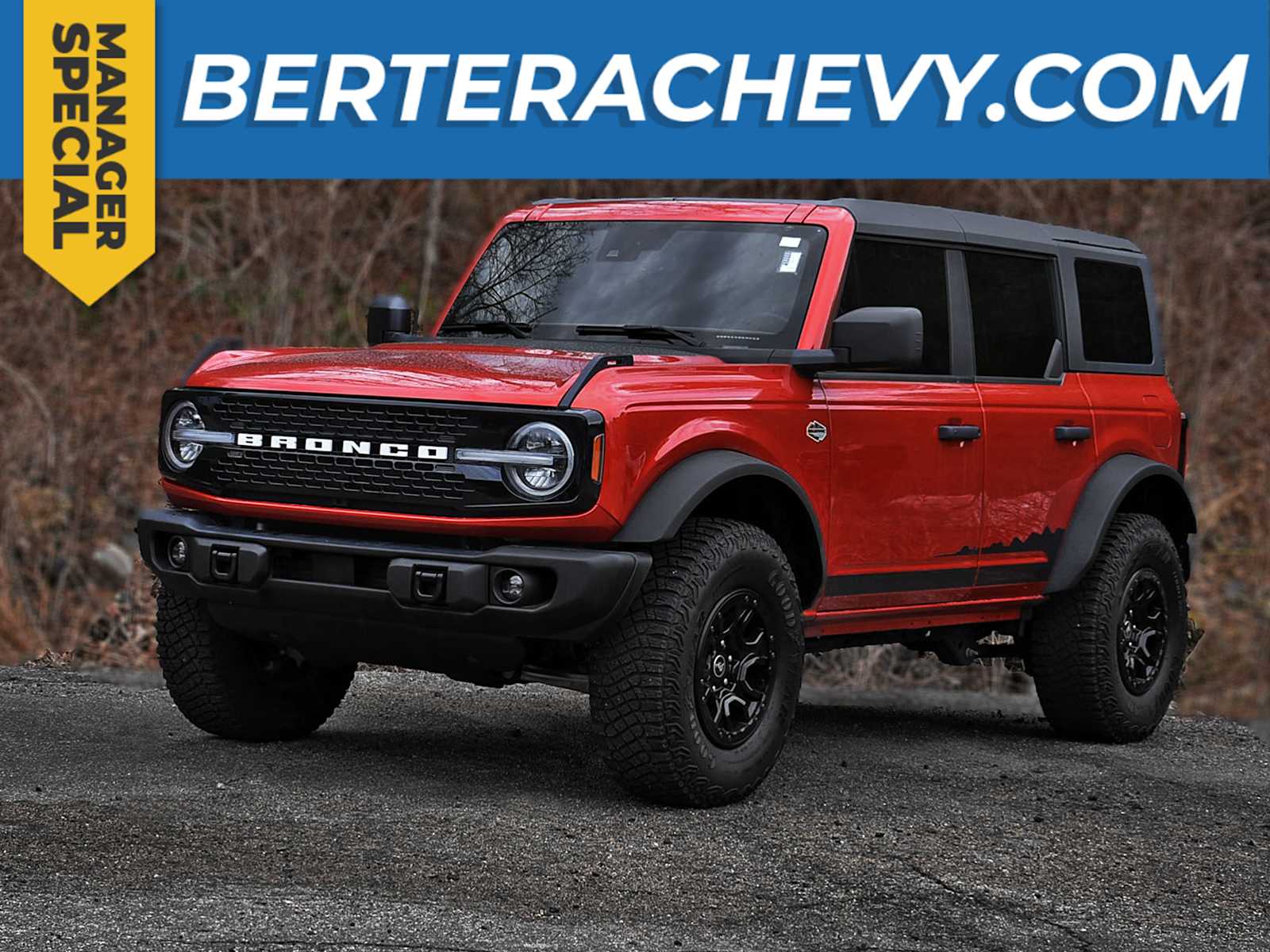 Hot Pepper Red Tinted Clearcoat 2023 Ford Bronco Wildtrak Advanced 4-Door 4WD SUV / Crossover Four-Wheel Drive Automatic