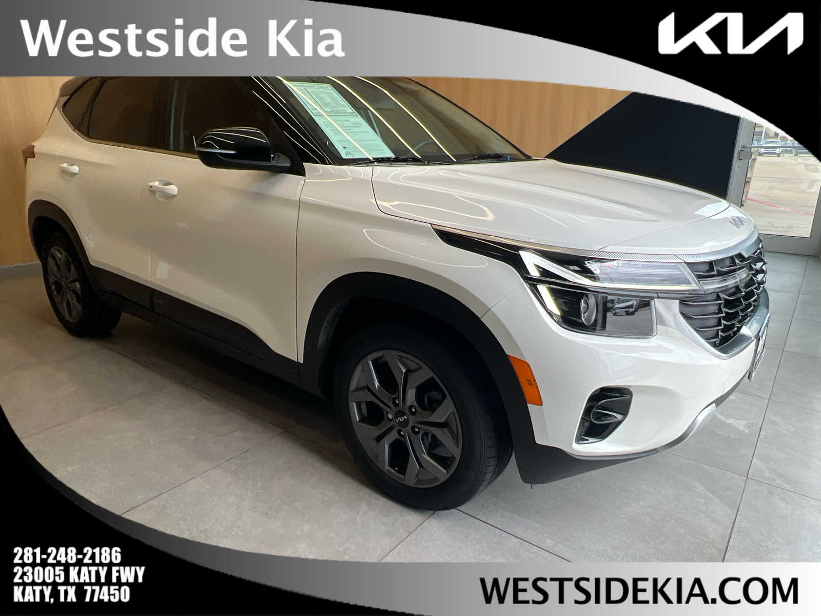 2024 Kia Seltos S Clear White/Black Roof at Beck & Masten Kia