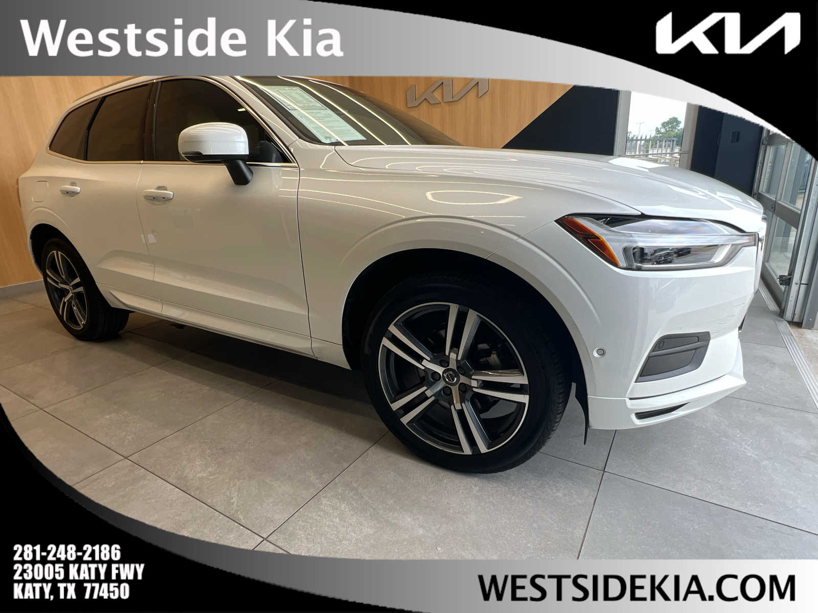 2019 Volvo XC60 Momentum Ice White at Baytown Ford