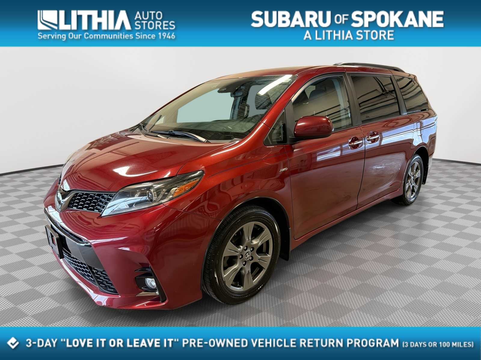 2019 Toyota Sienna SE Premium 7-Passenger AWD