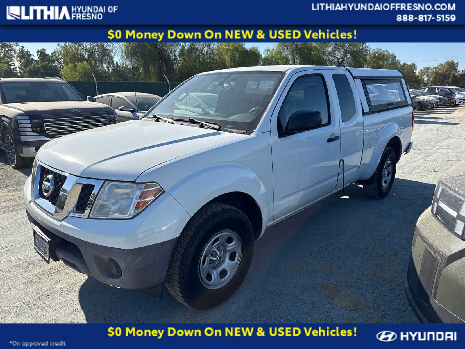 Glacier White 2017 Nissan Frontier Pickup Truck 4X2 Automatic