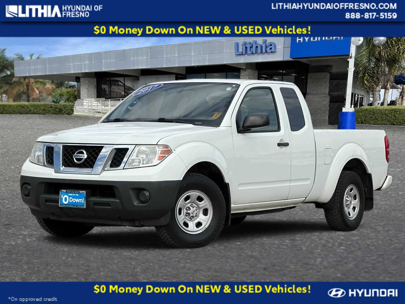 Glacier White 2017 Nissan Frontier Pickup Truck 4X2 Automatic