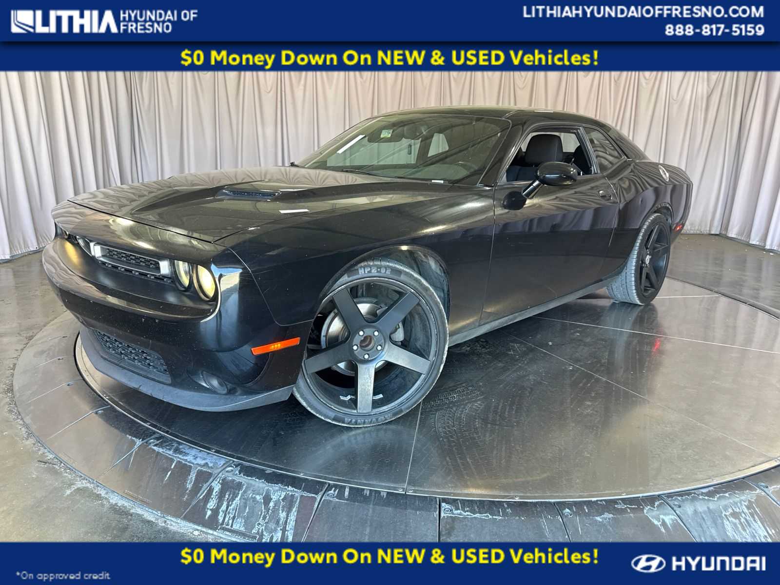 Pitch Black Clearcoat 2015 Dodge Challenger Coupe Rear-Wheel Drive 8-Speed Automatic