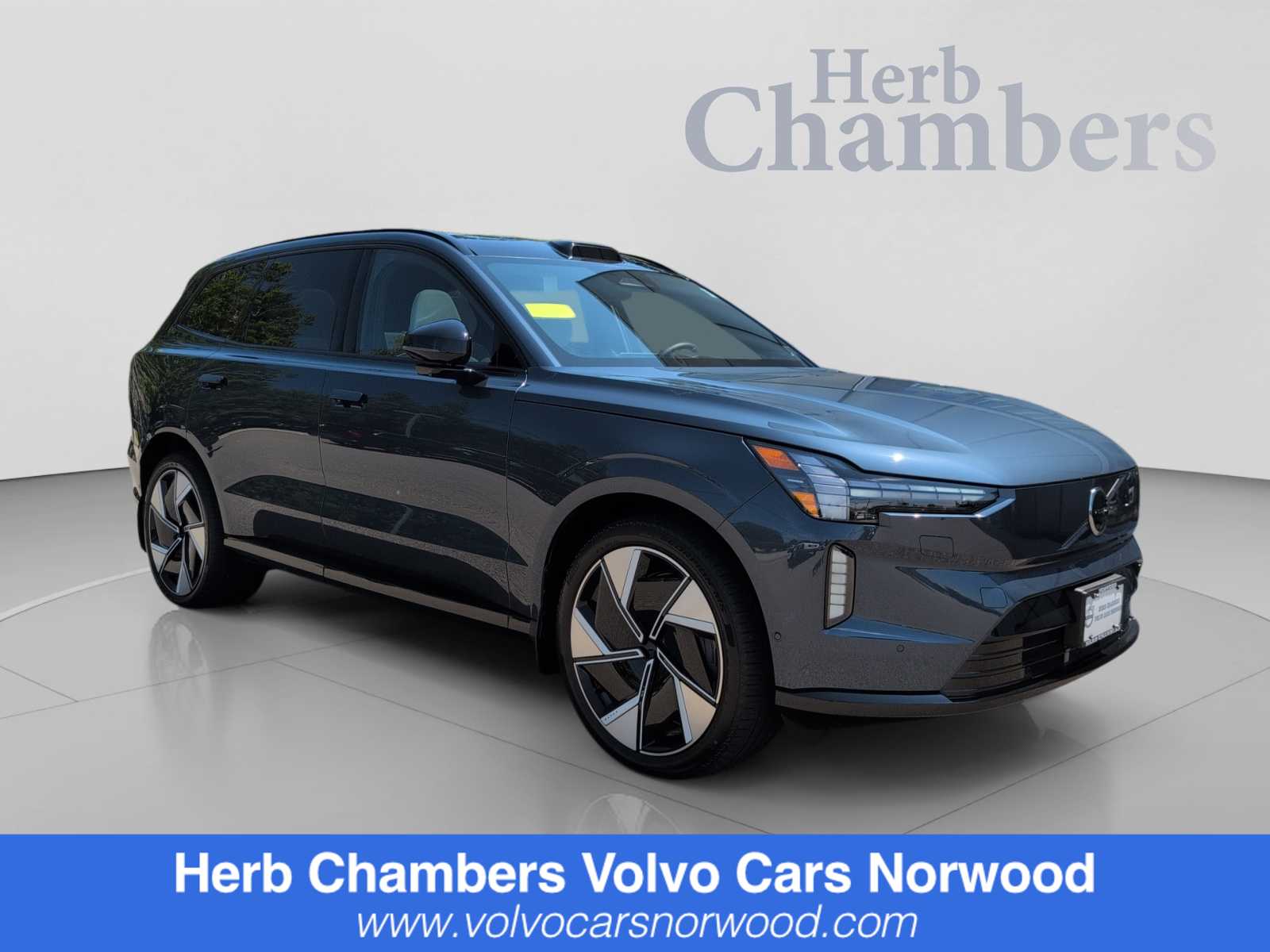 Volvo EX90