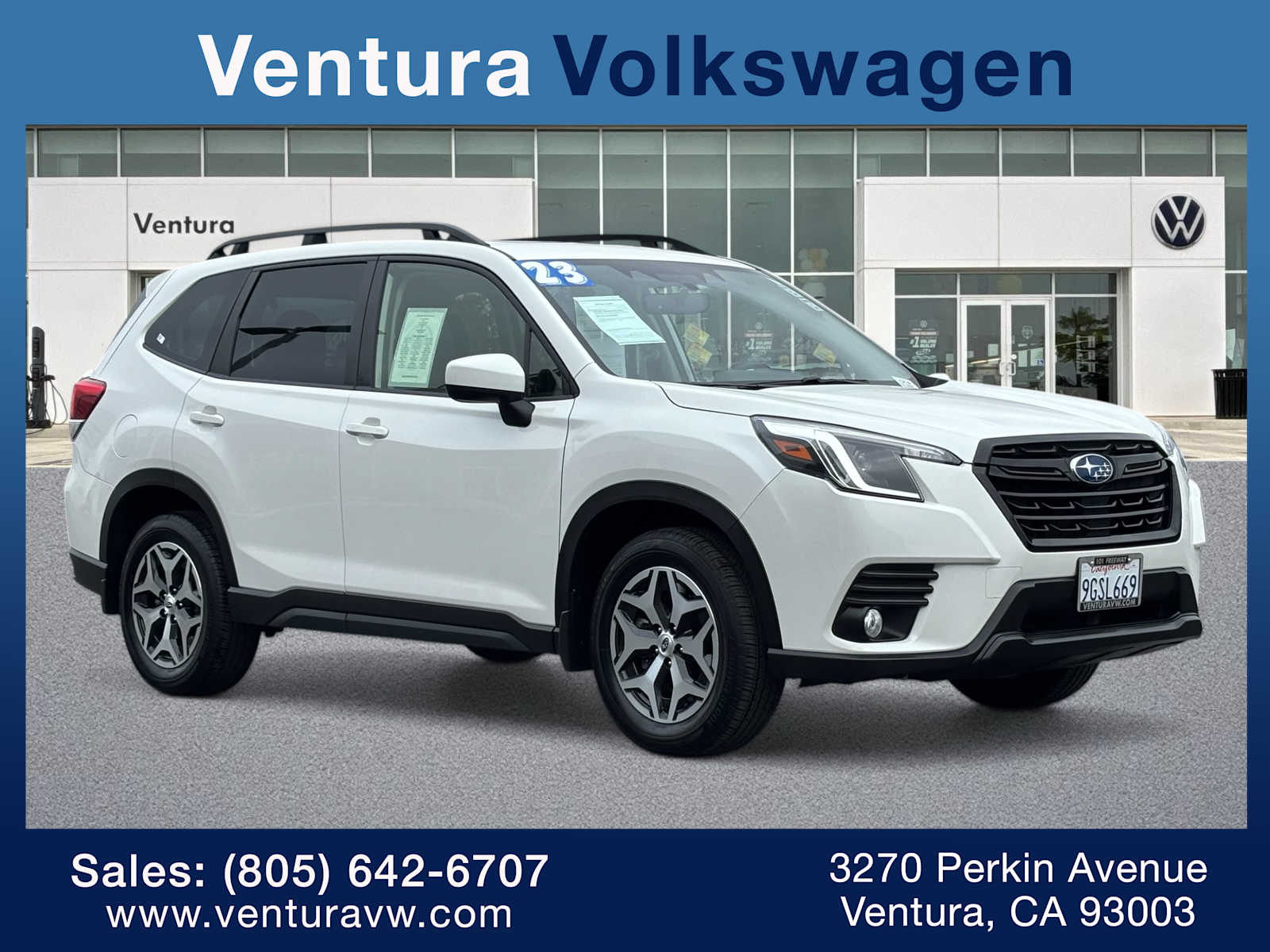 Crystal White Pearl 2023 Subaru Forester Premium Crossover AWD SUV / Crossover All-Wheel Drive Continuously Variable Transmission