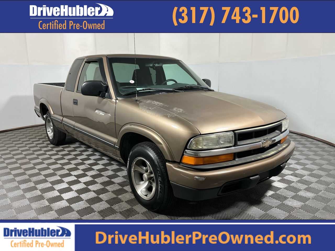 Sandalwood Metallic 2002 Chevrolet S-10 Pickup Truck Rear-Wheel Drive Manual