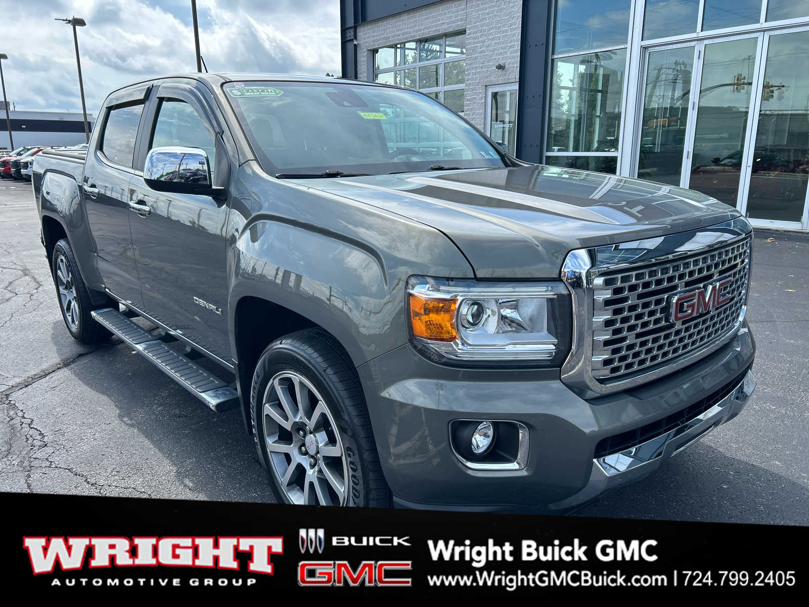 Mineral Metallic 2018 GMC Canyon Pickup Truck Four-Wheel Drive 8-Speed Automatic