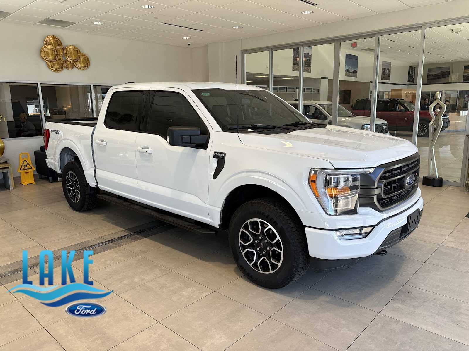 2023 Ford F-150 XLT SuperCrew 4WD