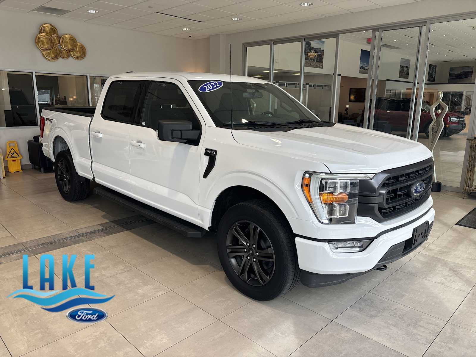 2022 Ford F-150 XLT SuperCrew 4WD