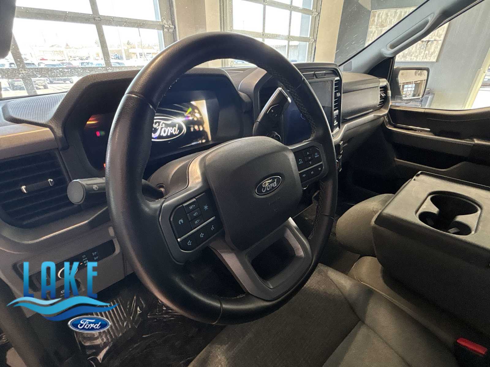 Agate Black Metallic 2024 Ford F-150 XLT SuperCrew 4WD Pickup Truck Four-Wheel Drive Automatic