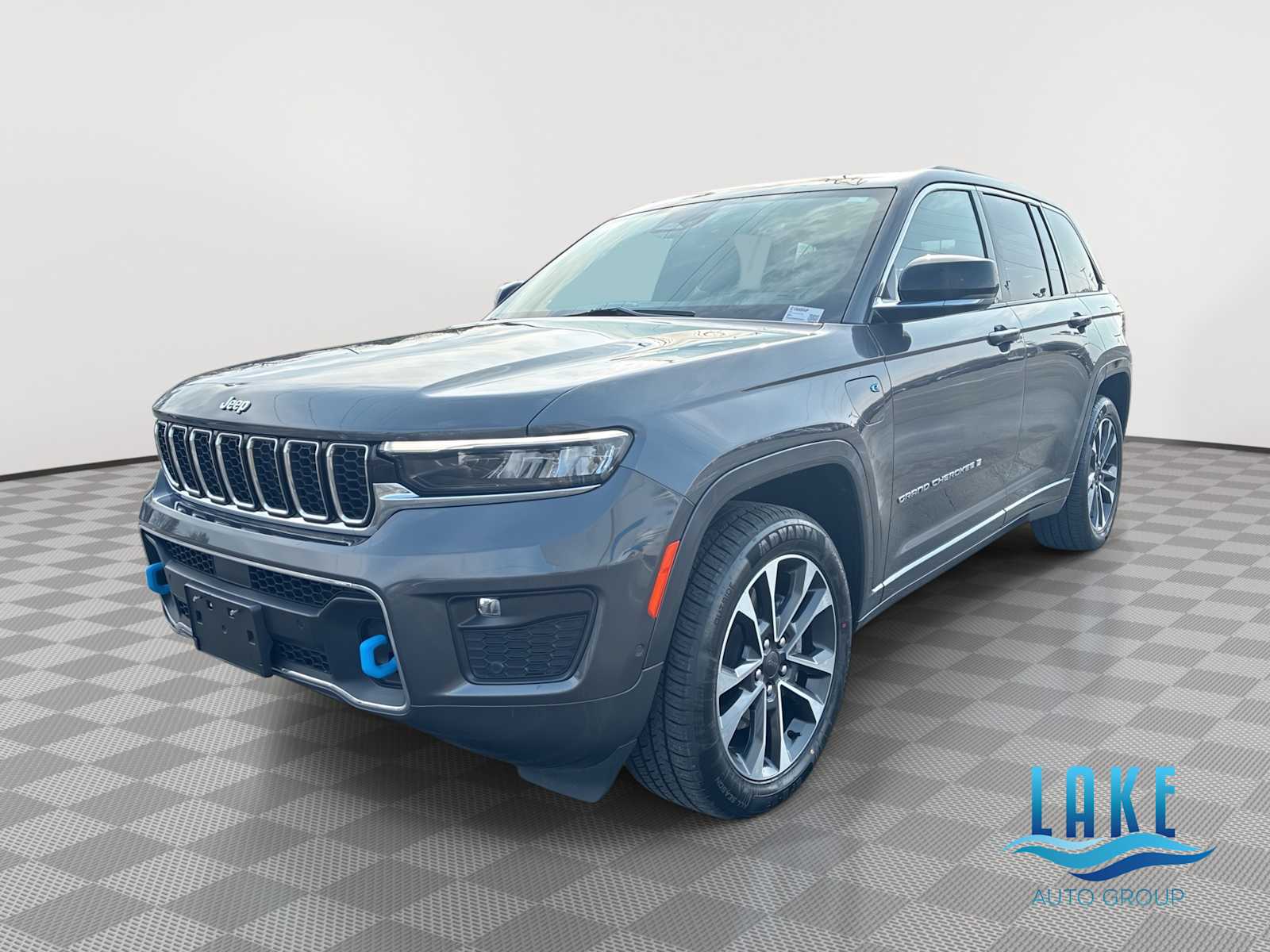 Baltic Gray Metallic Clearcoat 2022 Jeep Grand Cherokee 4xe Overland 4WD SUV / Crossover Four-Wheel Drive 8-Speed Automatic