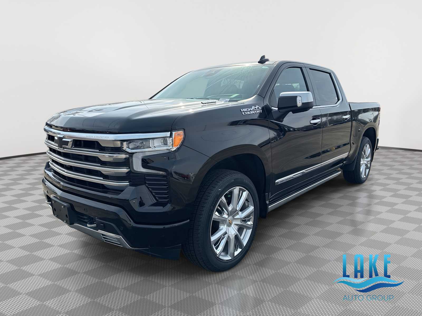 2025 Chevrolet Silverado 1500 High Country Crew Cab 4WD