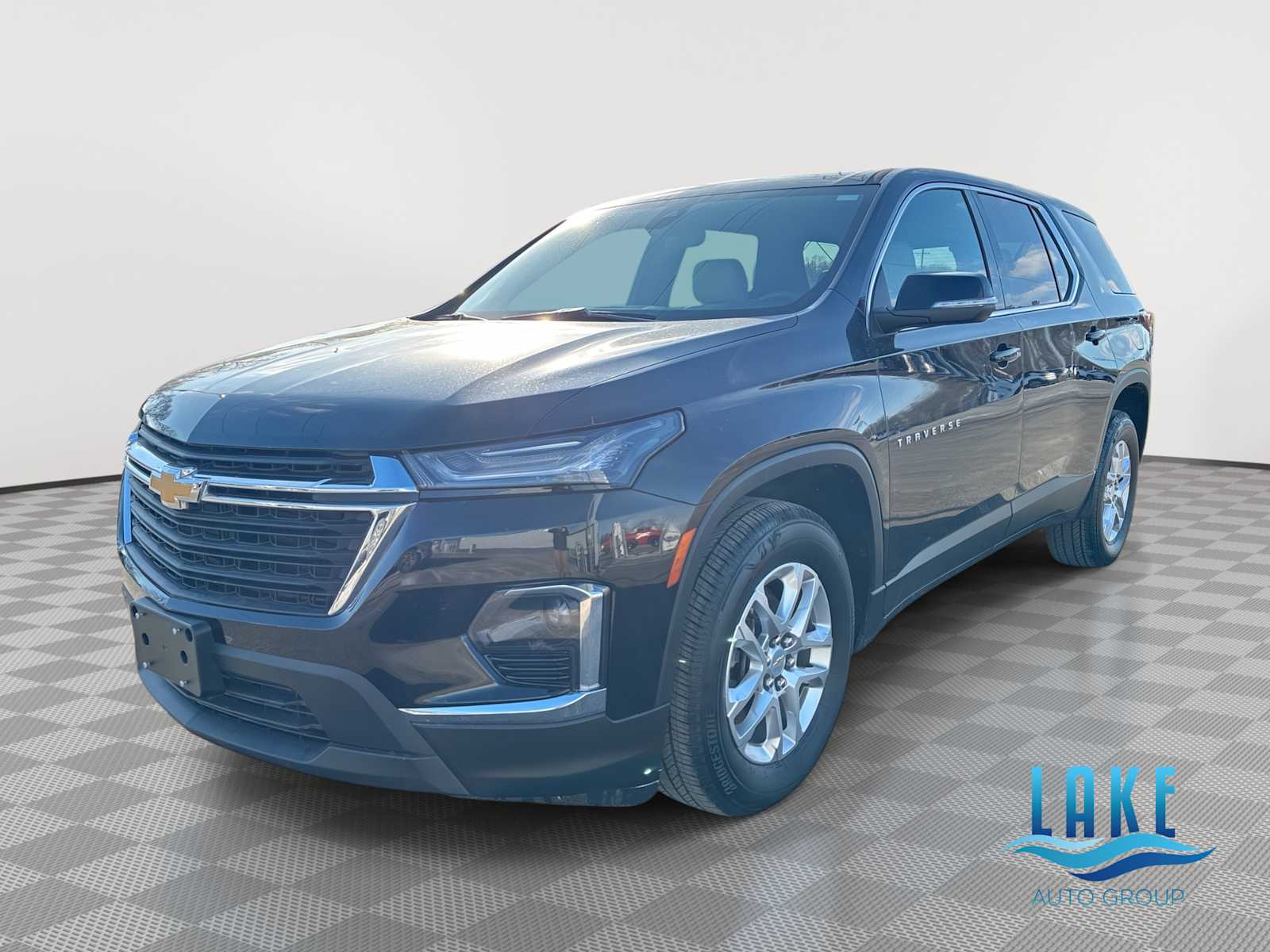 2023 Chevrolet Traverse LS AWD