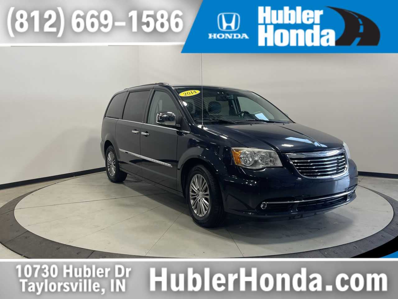 2014 Chrysler Town & Country Touring-L FWD