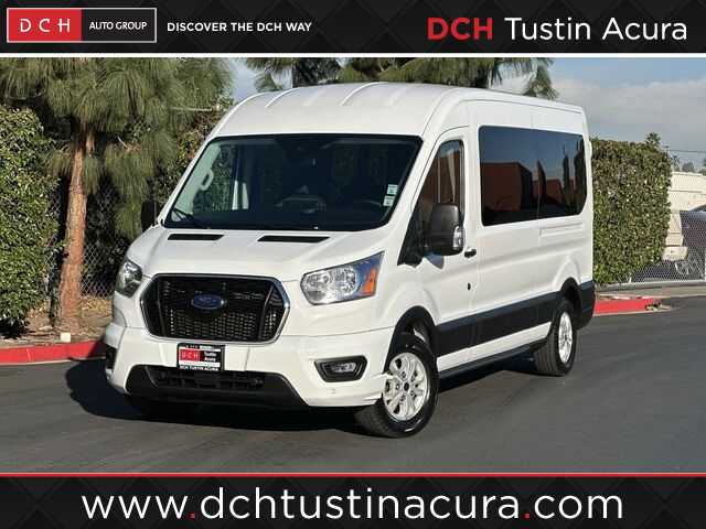 2022 Ford Transit Passenger XLT