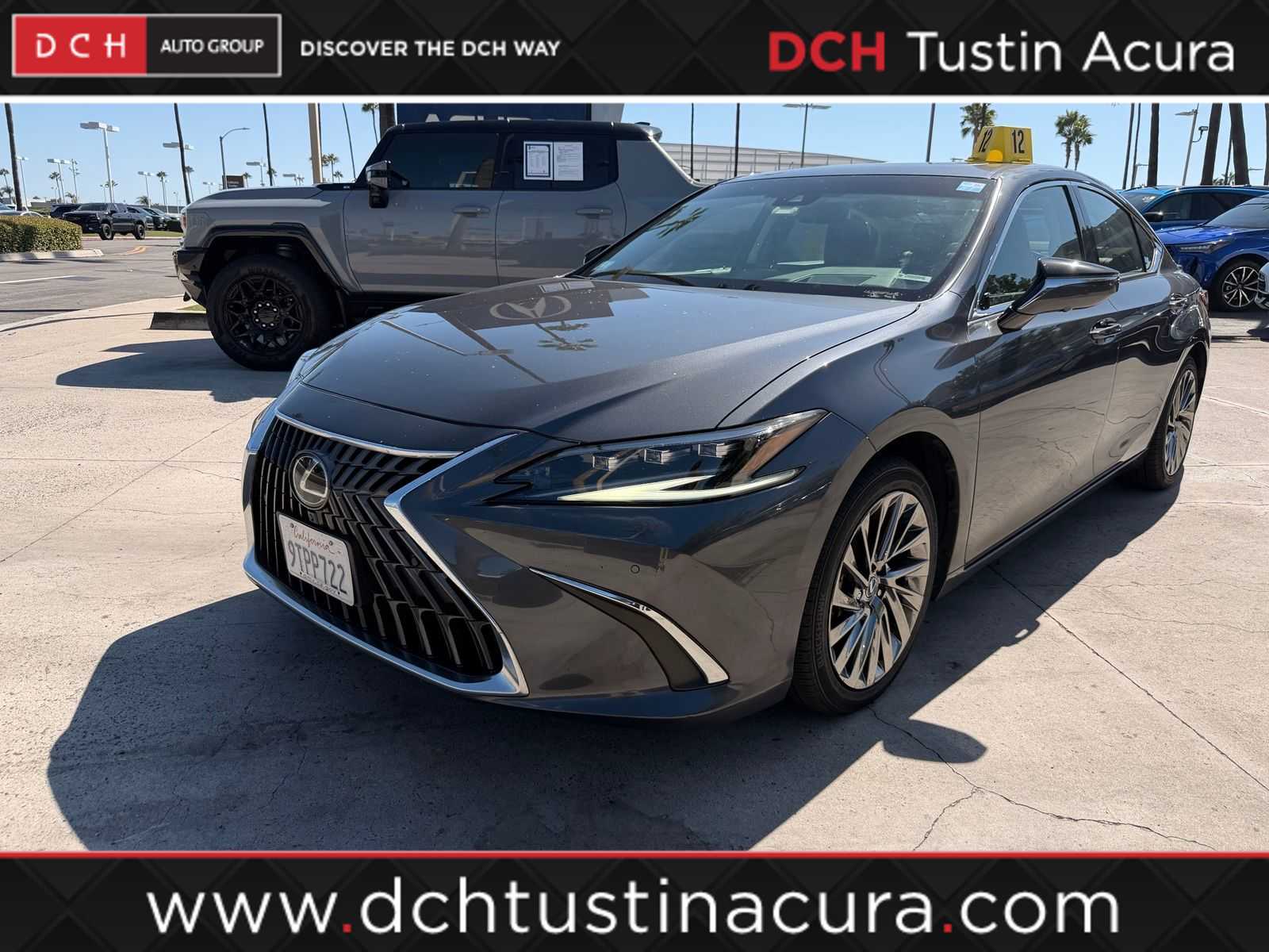 2025 Lexus ES 300h Luxury