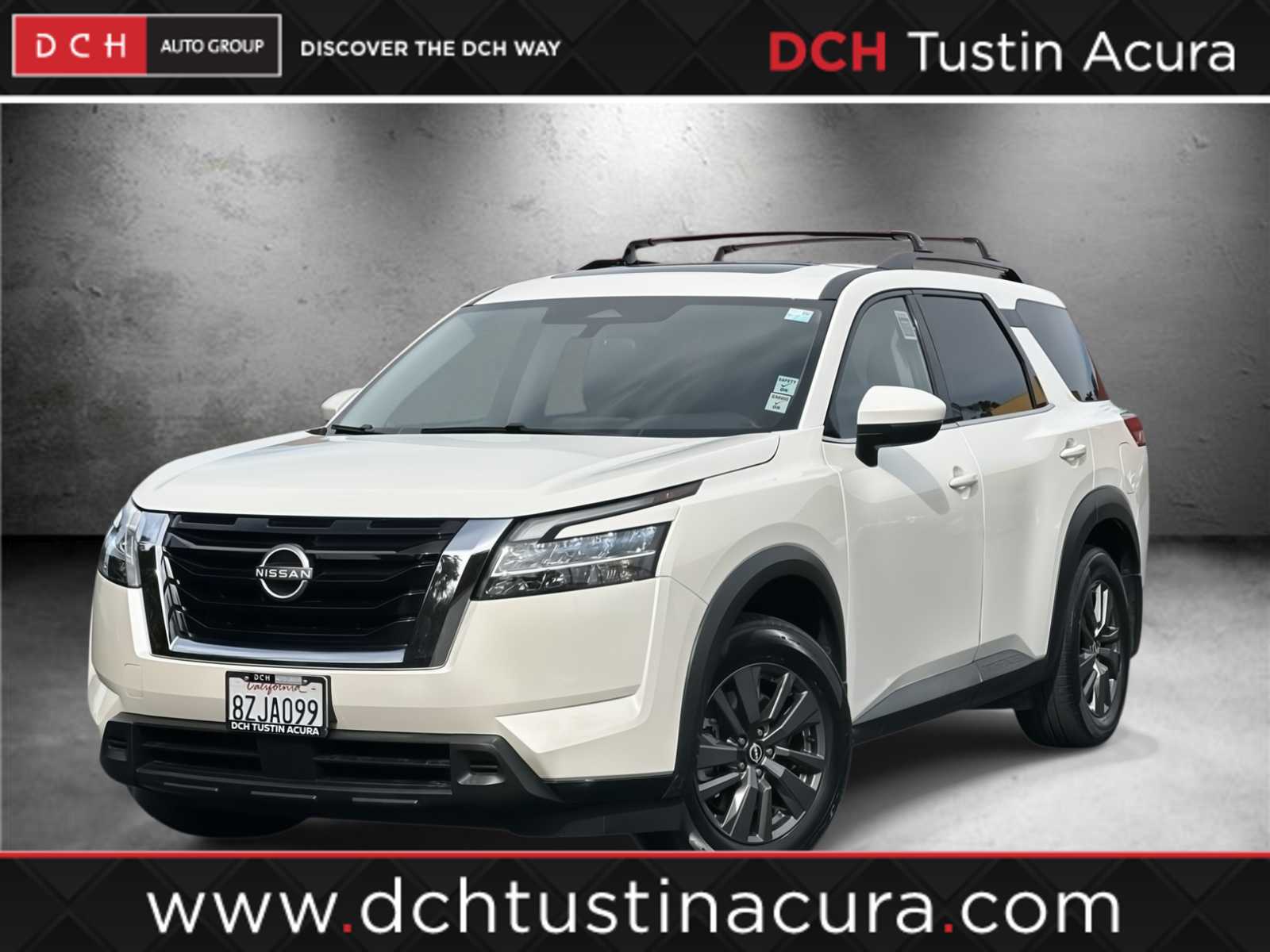 2022 Nissan Pathfinder SV