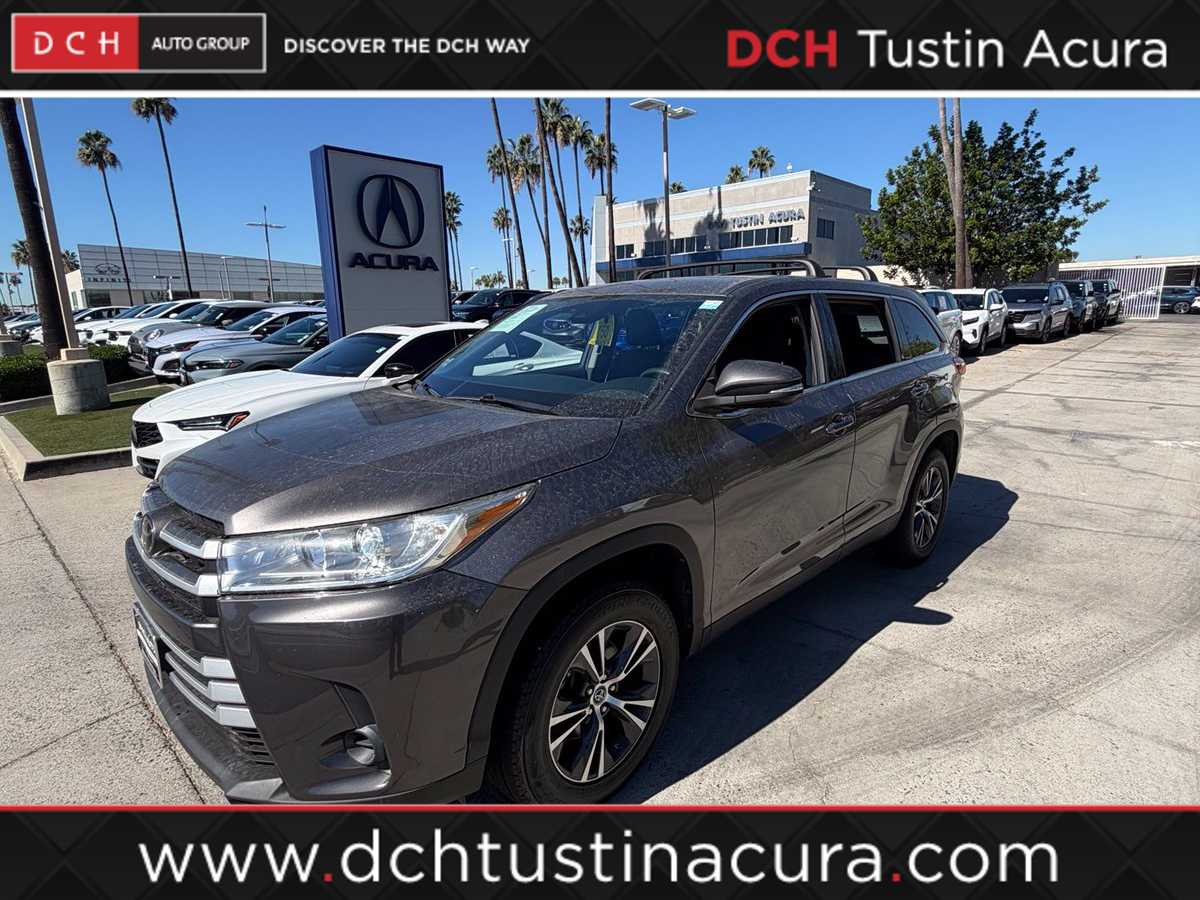 2019 Toyota Highlander LE