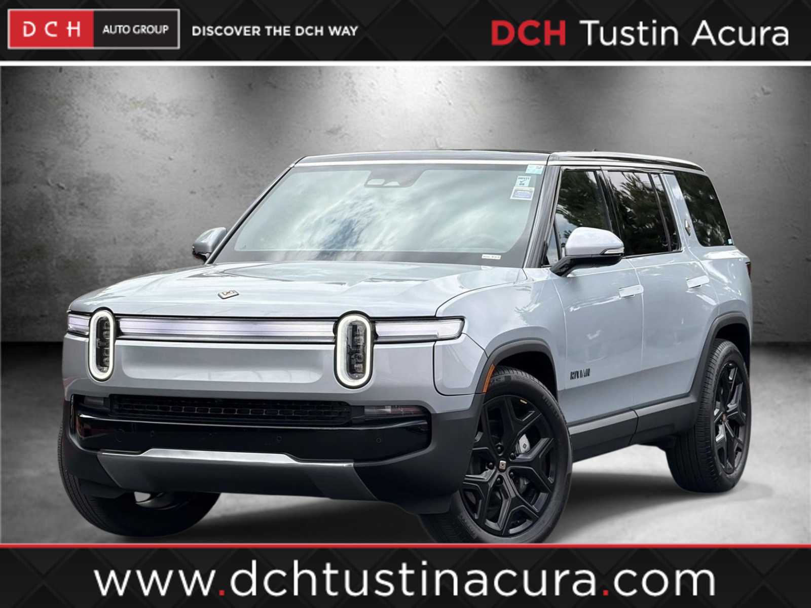 2025 Rivian R1S 