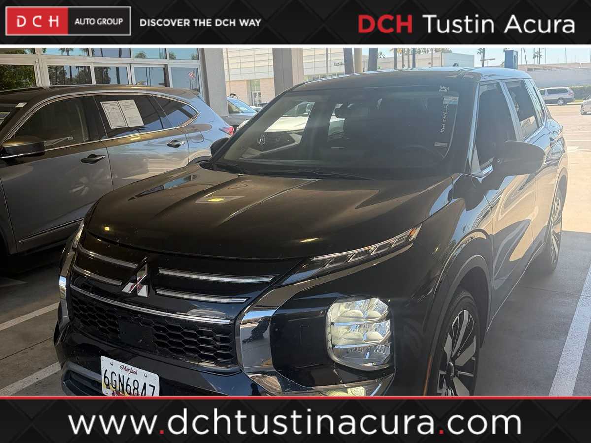 2025 Mitsubishi Outlander SE