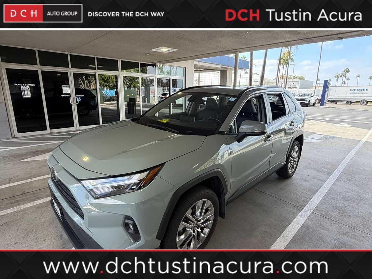 2023 Toyota RAV4 XLE Premium