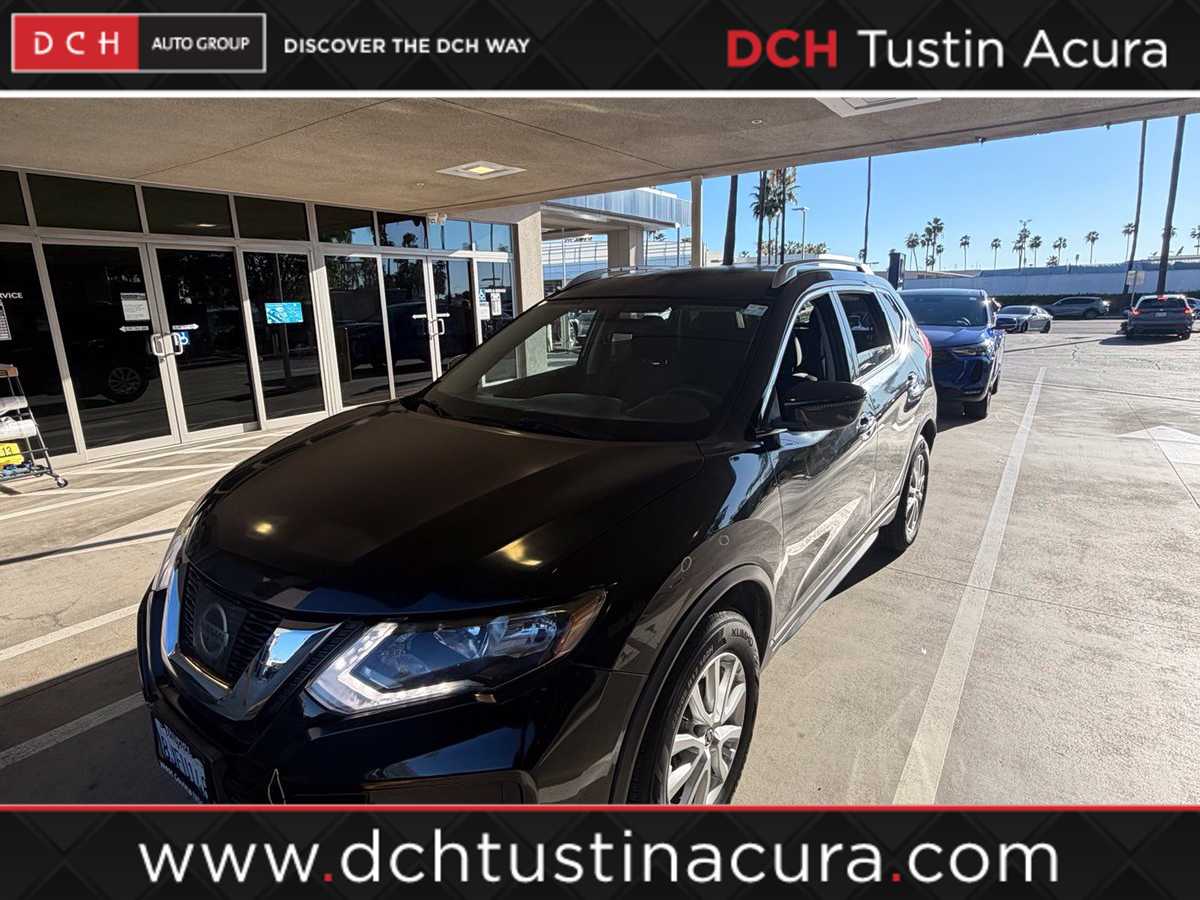 2017 Nissan Rogue SV