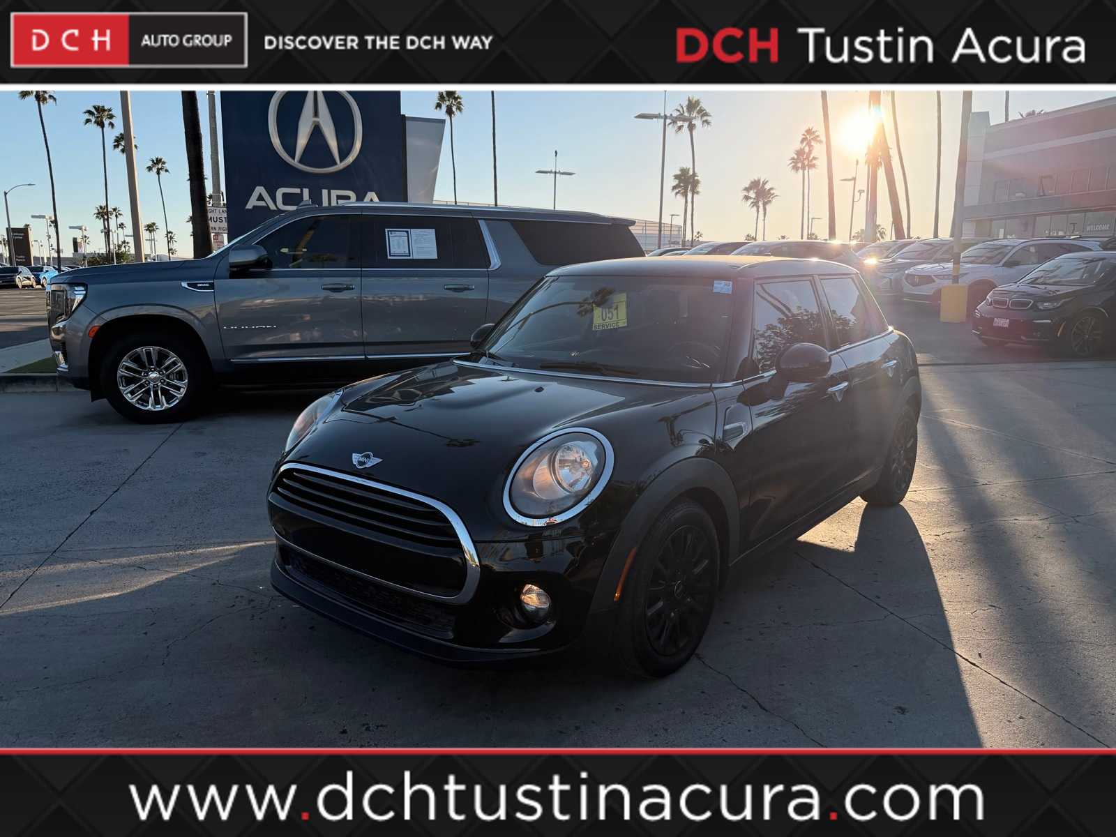 2017 MINI Hardtop 4 Door Cooper